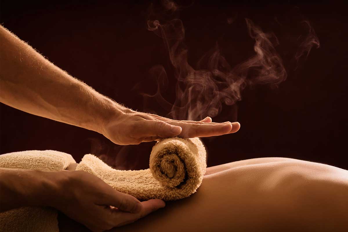bliss mobile massage beechmont hot towels